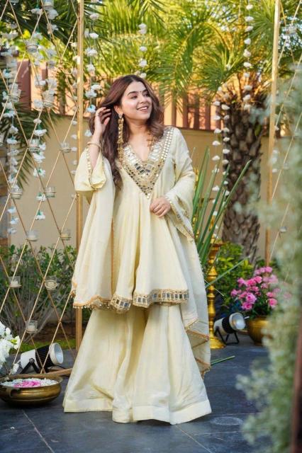 Vouch 1011 salwar suit wholesaler in burrabazar kolkata